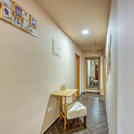 House Marinela With Private Pool And Fenced Garden Casa vacanze *