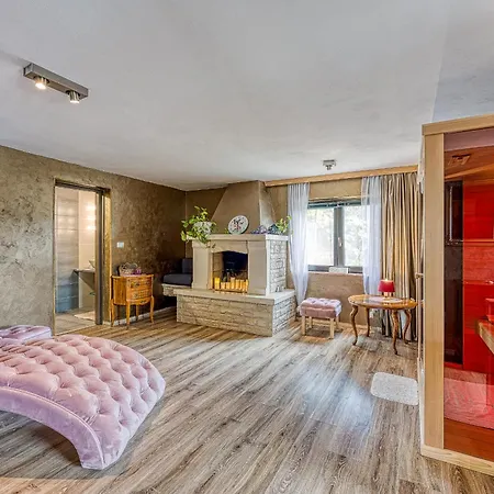 House Marinela With Private Pool And Fenced Garden Ferienhaus Radetići
