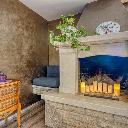 House Marinela With Private Pool And Fenced Garden Casa vacanze Radetići