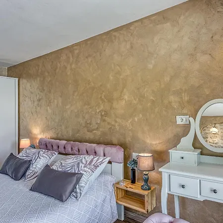 Casa vacanze House Marinela With Private Pool And Fenced Garden Radetići